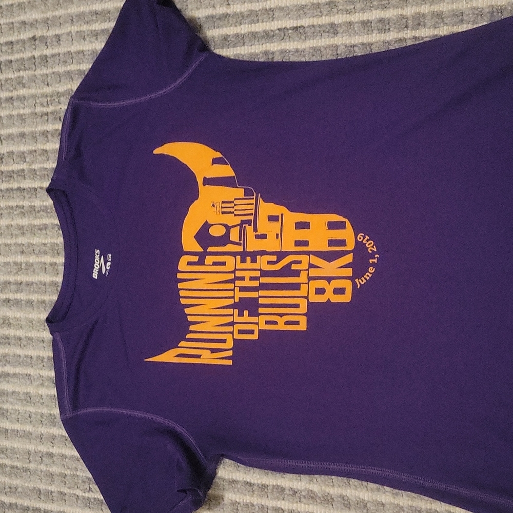Brooks tech shirt
